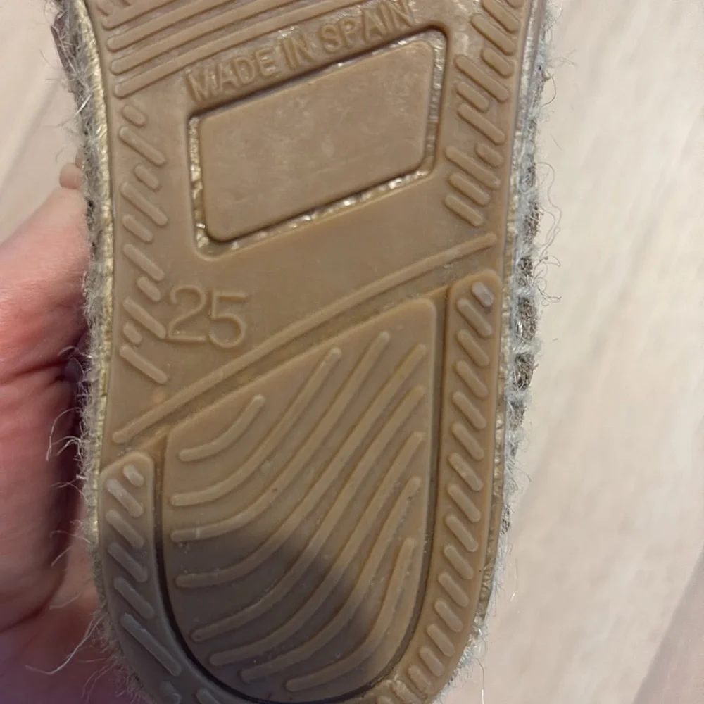 MNG Tan Kids Shoes Espadrille Size 25